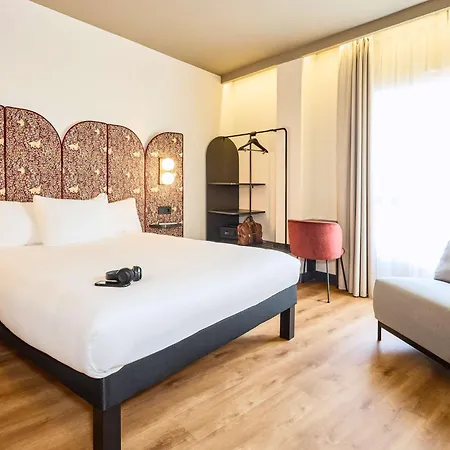Ibis Styles Madrid Centro Maravillas Exterior photo